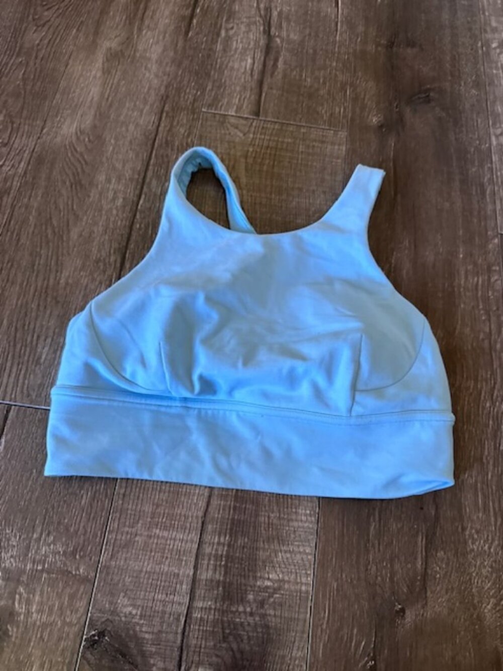 Lululemon size 8 Wunder Train cropped top